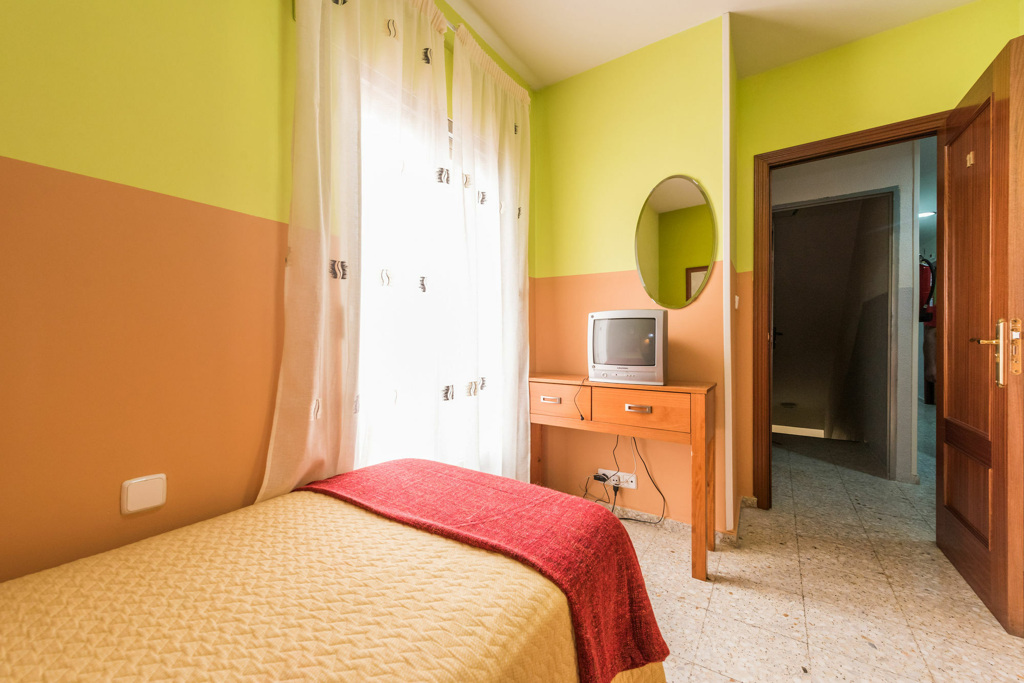 Hostal Arkanta Arganda Del Rey Εξωτερικό φωτογραφία
